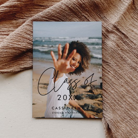 Moderne minimalistische Klasse van 2025 afstuderen Aankondiging