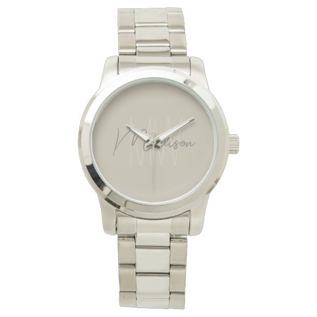 Moderne Minimalistische Monogram Beige Script Naam Horloge (Voorkant)