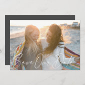 Moderne minimalistische romantische script overlay save the date (Voorkant / Achterkant)