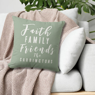 Moderne Minimalistische Saliegroene en Witte Typog Kussen