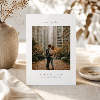 Moderne Minimalistische Script Over Foto Bruiloft  Save The Date