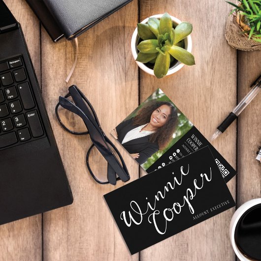 Moderne minimalistische scriptnaam Zwart Wit Visitekaartje