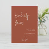 Moderne Minimalistische Terracotta Script Bruiloft Save The Date (Staand voorkant)