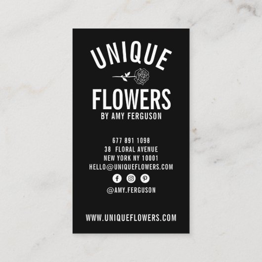 Moderne minimalistische trendy zwart wit roos visitekaartje (Achterkant)