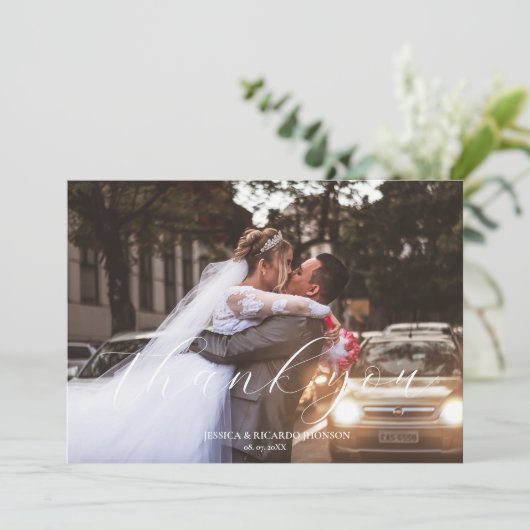 Moderne minimalistische trouwfoto dank u kaart (Staand voorkant)