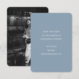 Moderne minimalistische trouwfoto Dusty Blue Save The Date