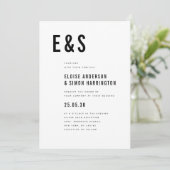 Moderne minimalistische vet monogram QR-code bruil Kaart (Staand voorkant)