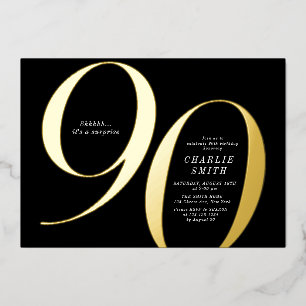 Moderne minimalistische zwarte en gouden 90ste ver folie uitnodiging