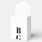Moderne minimalistische zwarte en witte monogram b bedankdoosjes (Geopend)