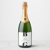 Moderne minimalistische zwarte en witte monogram b sparkling wijnetiket (Voorkant)