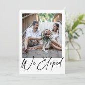 Moderne minimalistische zwarte foto-weddenschap aankondiging (Staand voorkant)