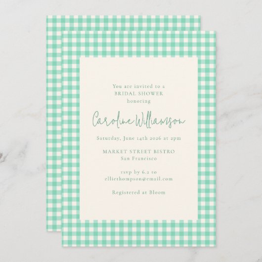 Moderne Mintgroene Gingham Geruite Bruidsdouche Kaart (Voorkant / Achterkant)