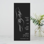 Moderne modèle d'annonce de sauvegarde de date (Debout devant)