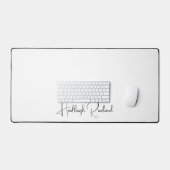 Moderne Monogram Handgeschreven Script Naam Bureaumat (Keyboard & Muis)