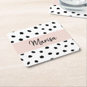 Moderne monogram naam | Pastel Roze en Zwarte Stip Vierkante Kartonnen Onderzetter (Schuin)