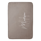 Moderne Monogram Naam Script Taupe Badmat (Voorkant Verticaal)