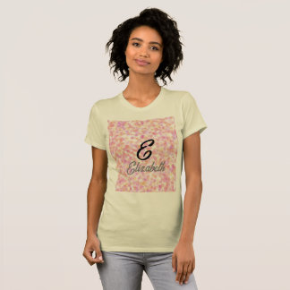 Moderne monogram naam Waterverf Roze gele vlekken T-shirt