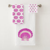 Moderne Nautische Zeeschelp Roze Schelp Strand Bad Bad Handdoek (Insitu)