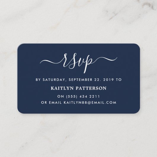 Moderne Navy Blue en White Simple Script RSVP Informatiekaartje (Voorkant)