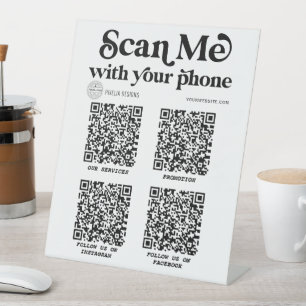Moderne netwerken QR code Stijlvolle typografie te Reclamebord Met Voetstuk