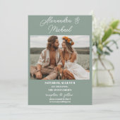 Moderne olijfgroene foto bruiloft kaart (Staand voorkant)