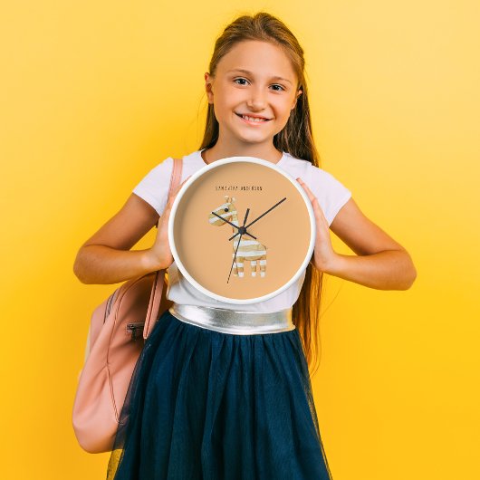 Moderne Oranje Giraffe met naam Ronde Klok