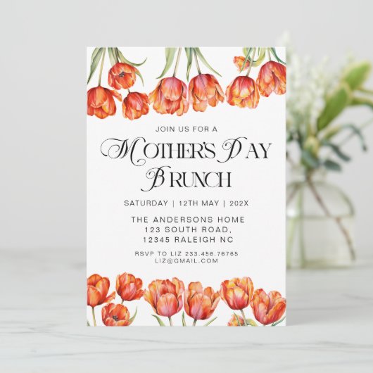Moderne Oranje Tulpen Bloemen Moederdag Brunch Kaart (Staand voorkant)