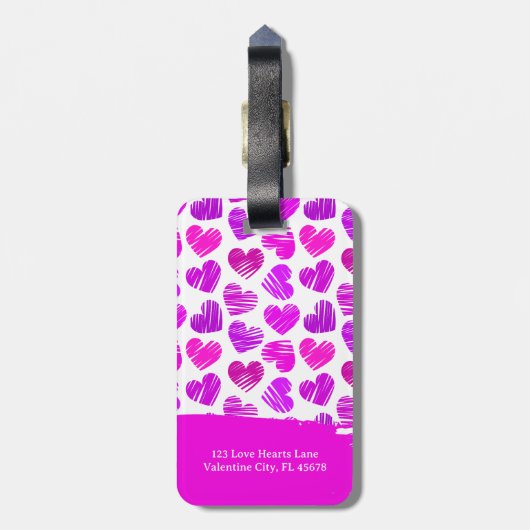 Moderne Paarse Roze Doodled Hearts Valentijn Naam Bagagelabel (Achterkant verticaal)