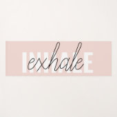 Moderne Pastel Roze Inhale Exhale Quote Yogamat (Voorkant (horizontaal))