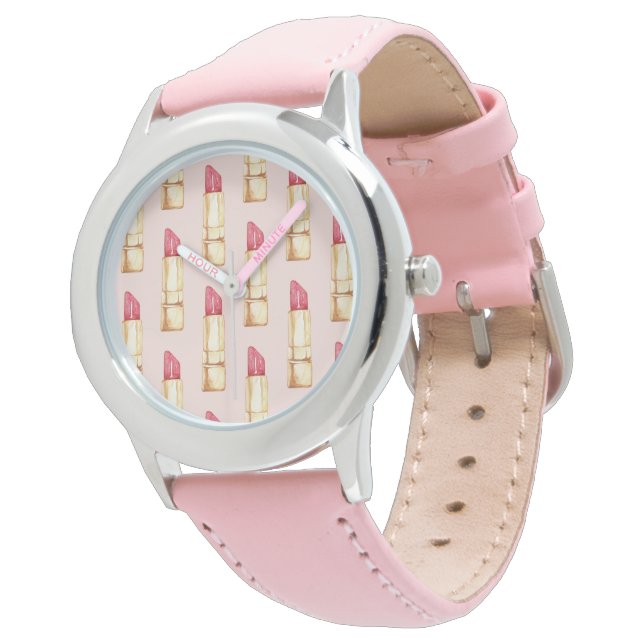 Moderne pastroze en rode lipstick, meisje horloge (Gekanteld)