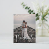 Moderne penseelkalligrafie-script bruiloft foto bedankkaart (Staand voorkant)