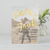 Moderne penseelnamen script witte foto's bruiloft folie uitnodiging (Staand Voorkant)