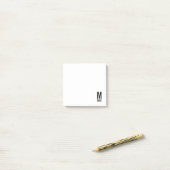 Moderne persoonlijke badmonogram en naam post-it® notes (Op bureau)