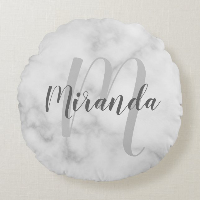 Moderne persoonlijke monogram en naam witte marmer rond kussen (Voorkant)
