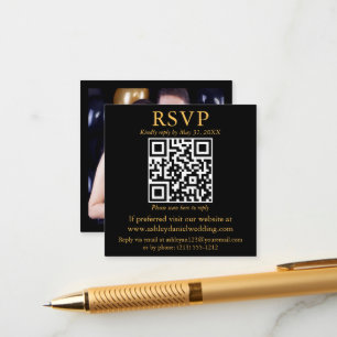 Moderne QR-foto Black Gold Square Weddenschap RSVP Informatiekaartje