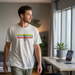 Moderne Regenboog Opweg Afstudeer Shirt Zelfverzek