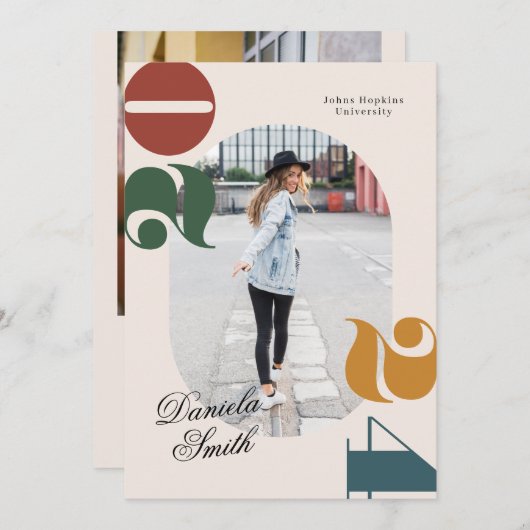 Moderne Retro & Bold Klasse van 2024 Afstuderen Kaart (Voorkant / Achterkant)