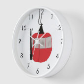 Moderne retro rode ski gondel lift wit (Hoek)