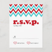 Moderne rode en Aqua Chevron & Lovebirds RSVP Uitnodiging Briefkaart (Voorkant)