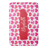 Moderne Rode en Roze Doodled Harten Valentijn Naam Badmat (Voorkant Verticaal)