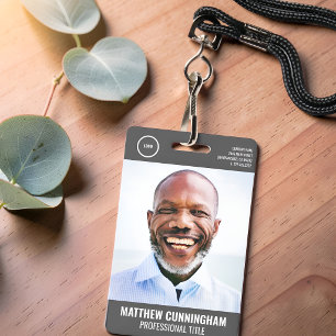Moderne Ronde Logo met Naam en Barcode voor Person Badge