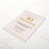 Moderne Roze 50ste Huwelijksverjaardag Folie Uitnodiging (Gedraaid)