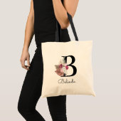 Moderne Roze Boho Meisjesachtig Bloemstuk Initiaal Tote Bag (Voorkant (product))