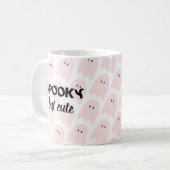 Moderne roze halloween Spooky but Cute Koffiemok (Voorkant links)