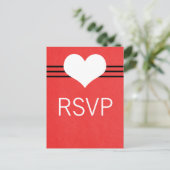 Moderne RSVP-Briefkaart van het hart, rood Uitnodiging Briefkaart (Staand voorkant)