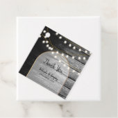 Moderne Rustic Black Wood Gold Lights Bigding Bedankjes Labels (In situ)