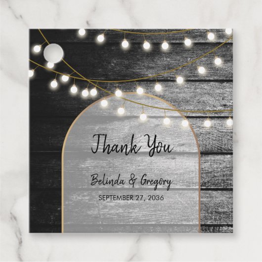 Moderne Rustic Black Wood Gold Lights Bigding Bedankjes Labels (Voorkant)