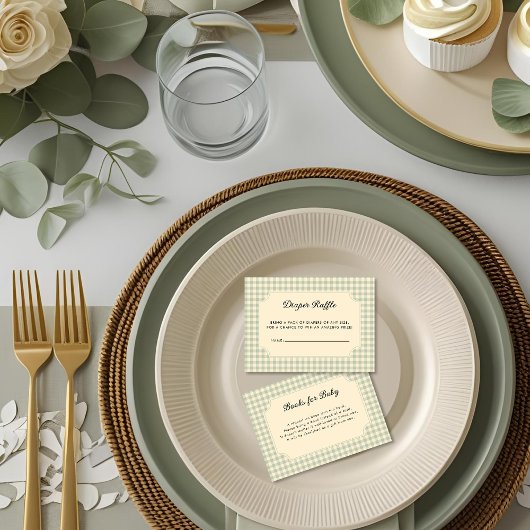 Moderne Sage Green Gingham Baby shower behuizing Informatiekaartje