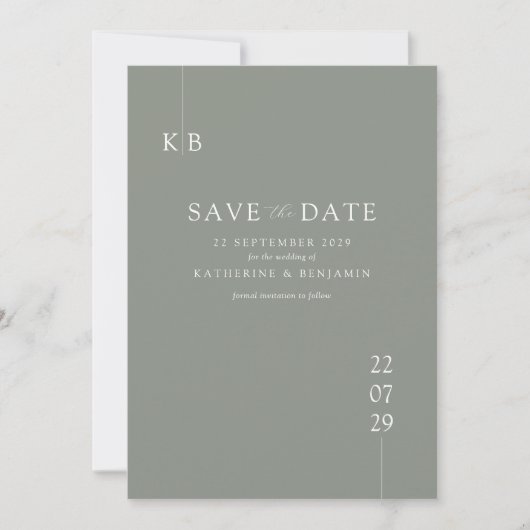 Moderne Sage Groene Elegante Monogram Bruiloft Save The Date (Voorkant)