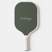Moderne Sage Groene Monogram Bruidsmeisje Bruidsme Pickleball Paddle (Voorkant)